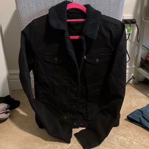 LEVIS Sherpa jacket size small